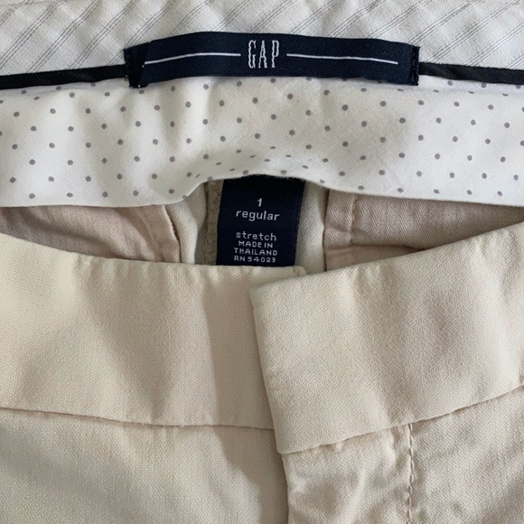 Gap Straight Stretch Chinos - Size 1 - Picture 5 of 6